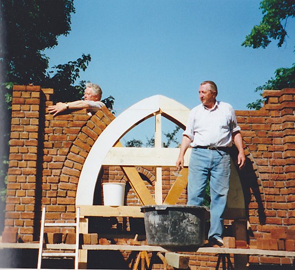 Bau des Heiligenhäuschens