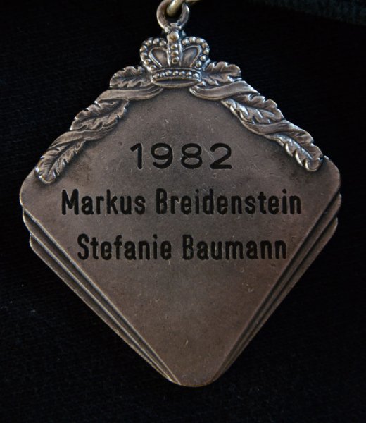 1982 - Plakette